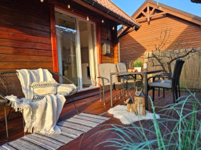 Tom's House, Stegna